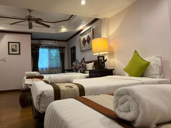 Pha Thai House : photo 6 de la chambre chambre familiale 