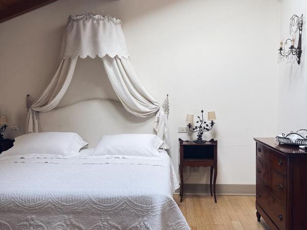 Villino di Porporano : photo 5 de la chambre chambre lit king-size supérieure