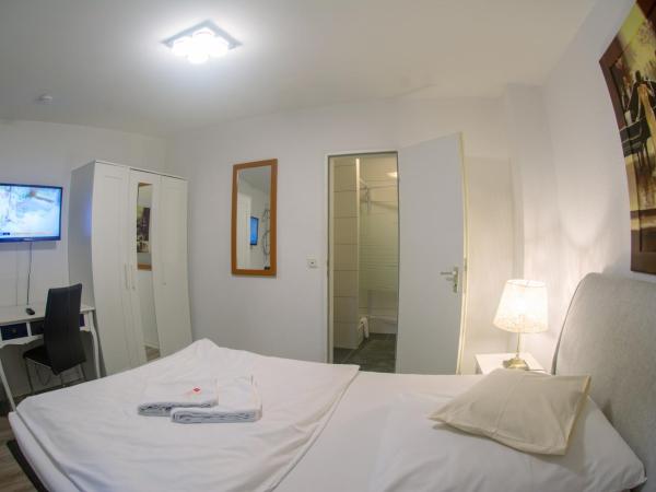 Restaurant Donau : photo 3 de la chambre chambre simple avec salle de bains 