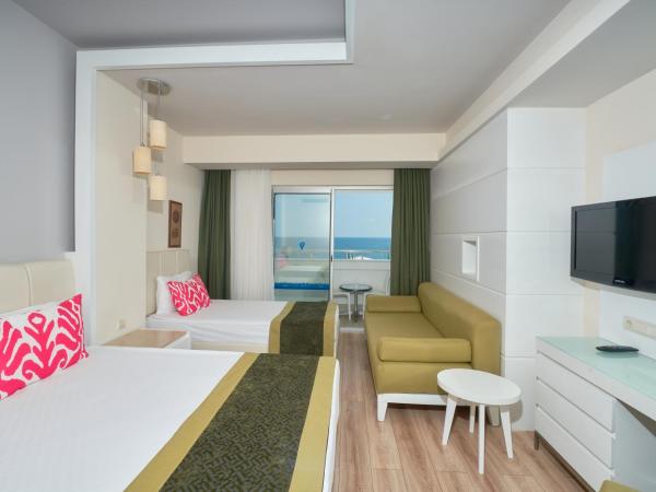 Orange County Alanya : photo 2 de la chambre chambre standard - vue sur mer