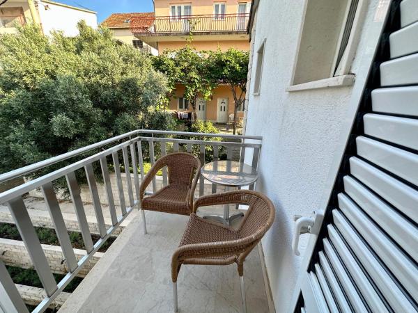 Hotel Buenavista Beach House Trogir : photo 6 de la chambre chambre double - vue sur jardin