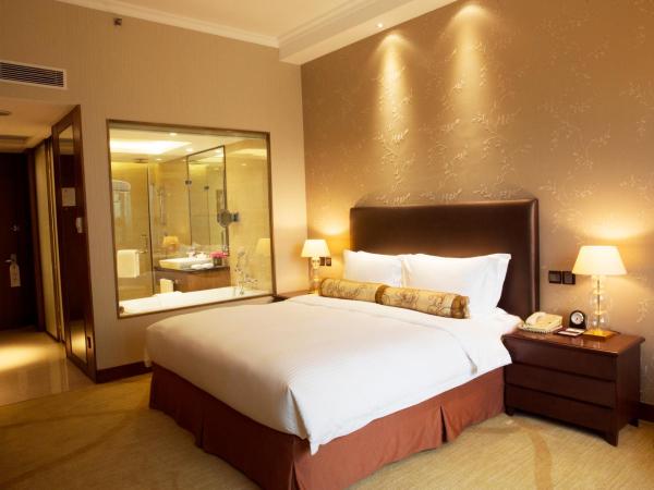 Grand Mercure Beijing Central : photo 5 de la chambre chambre exécutive lit queen-size