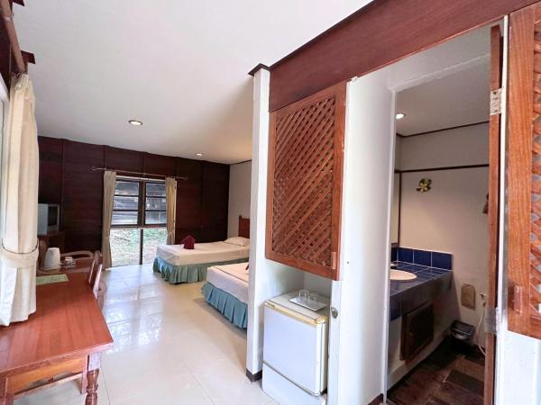 The Legacy River Kwai Resort : photo 2 de la chambre twin fan room