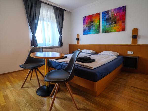 Flataid Gästehaus Graschi - Steinbergstraße : photo 3 de la chambre chambre double