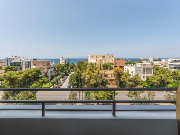 Emmantina Hotel : photo 10 de la chambre chambres doubles ou lits jumeaux communicantes - vue latérale sur mer