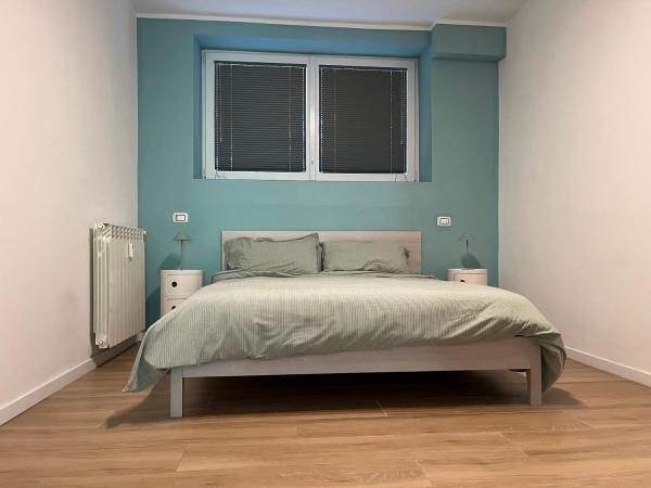 B&B Malnati 3 Urban Living MILANOSANSIRO : photo 3 de la chambre chambre double avec salle de bains privative