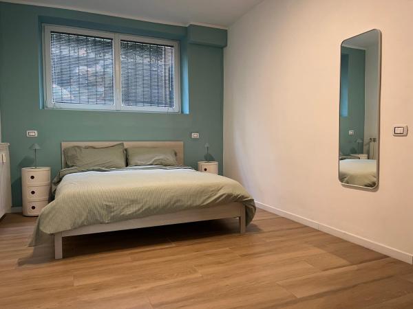 B&B Malnati 3 Urban Living MILANOSANSIRO : photo 4 de la chambre chambre double avec salle de bains privative