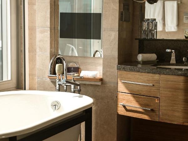 The Ritz-Carlton, Shenzhen, Nearby Futian CBD, Convention & Exhibition Center, Futian Railway Station, Outdoor swimming pool, CNY300 SPA voucher : photo 4 de la chambre chambre king de luxe club