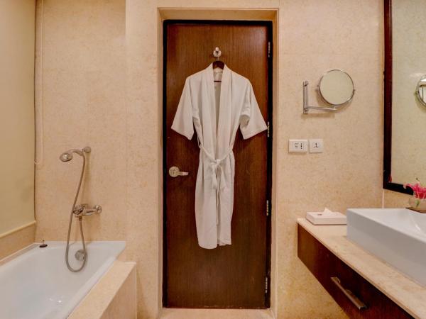 Sunday Hotel Jaipur : photo 9 de la chambre chambre triple confort avec douche