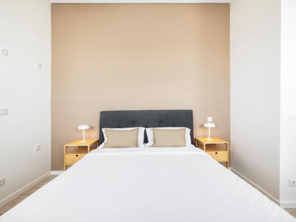 Lisbon Oriente Suites by Olala Homes : photo 5 de la chambre chambre double supérieure
