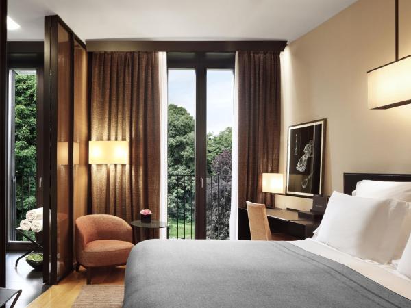 Bulgari Hotel Milano : photo 2 de la chambre chambre lit king-size deluxe