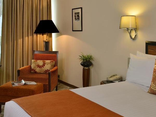 Hotel Marine Plaza : photo 4 de la chambre chambre lit double standard 