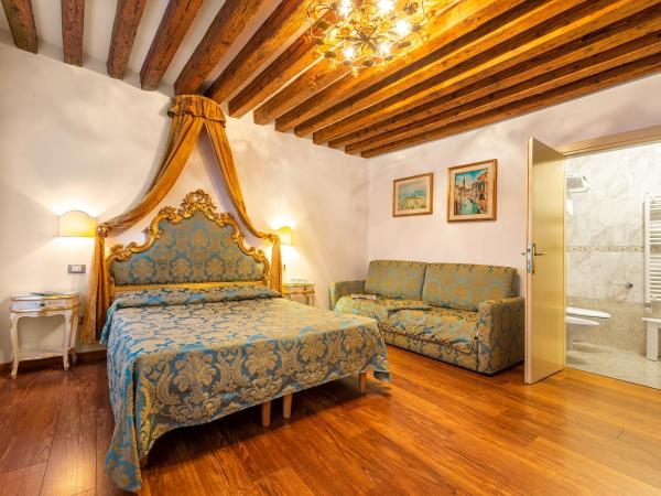 Hotel Al Vagon : photo 5 de la chambre chambre double supérieure - vue sur canal