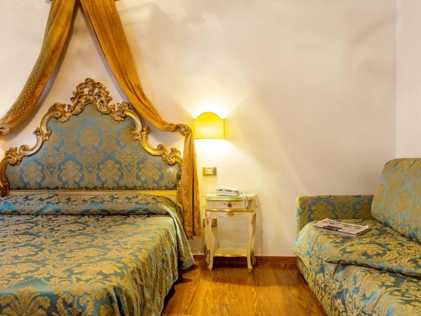 Hotel Al Vagon : photo 8 de la chambre chambre double supérieure - vue sur canal