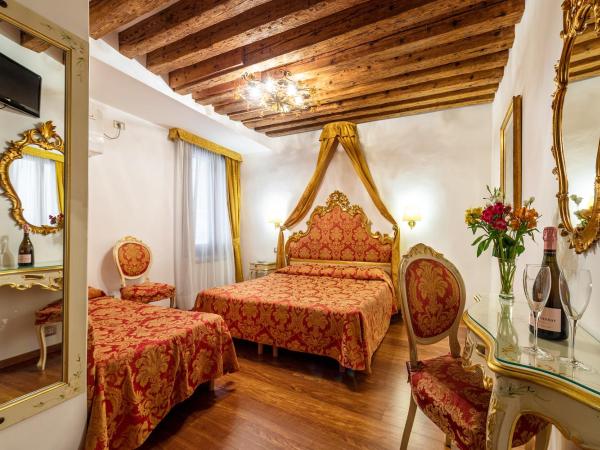 Hotel Al Vagon : photo 2 de la chambre chambre triple classique