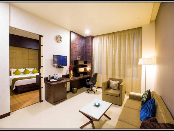 Regenta Central Grand Exotica : photo 5 de la chambre suite
