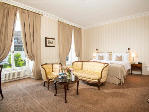 Hôtel Des Trois Couronnes & Spa - The Leading Hotels of the World : photo 3 de la chambre chambre double supérieure - vue sur ville