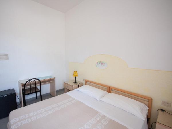 Hotel Villa Cecilia : photo 3 de la chambre chambre double ou lits jumeaux Économique