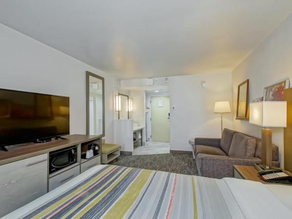 Country Inn & Suites by Radisson, New Orleans I-10 East, LA : photo 5 de la chambre suite studio lit king-size - non-fumeurs