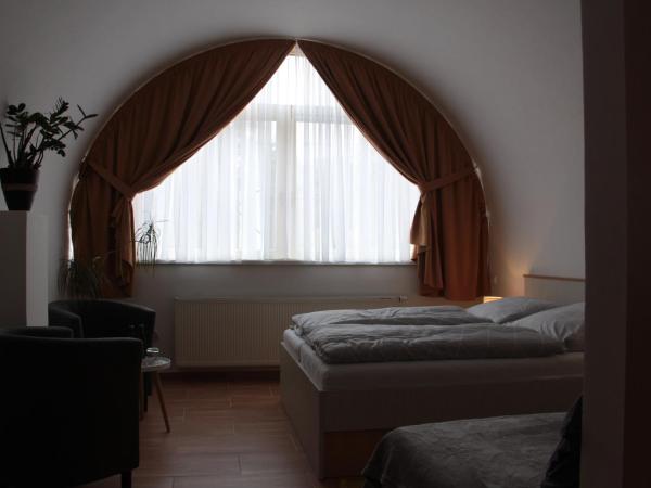 Penzion u Pidly : photo 2 de la chambre chambre triple avec salle de bains privative