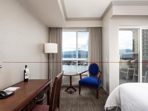 Manteo at Eldorado Resort : photo 2 de la chambre chambre deluxe - vue sur lac