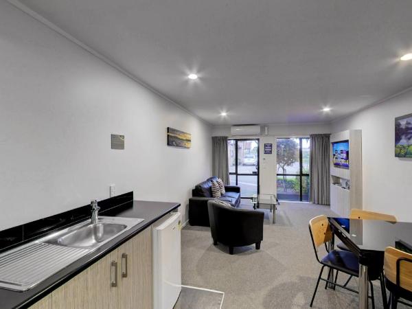 Arista of Rotorua : photo 10 de la chambre appartement familial en duplex avec bain à remous