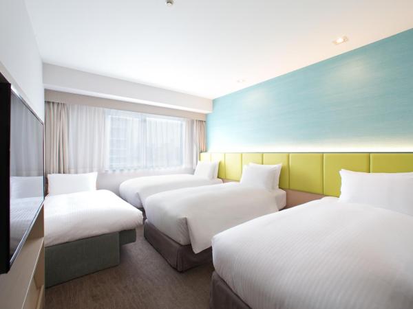 Holiday Inn Osaka Namba, an IHG Hotel : photo 1 de la chambre chambre quadruple Économique - non-fumeurs