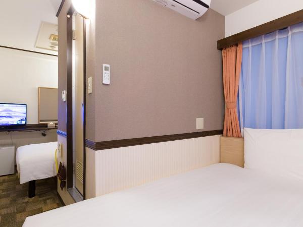 Toyoko Inn Shin-Osaka Chuo-guchi Honkan : photo 5 de la chambre chambre lits jumeaux - fumeurs