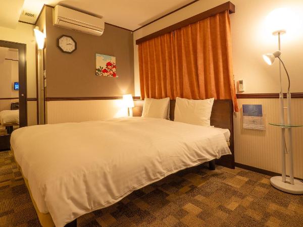 Toyoko Inn Osaka Umeda Nakatsu No.2 : photo 4 de la chambre chambre double lit king-size - non-fumeurs