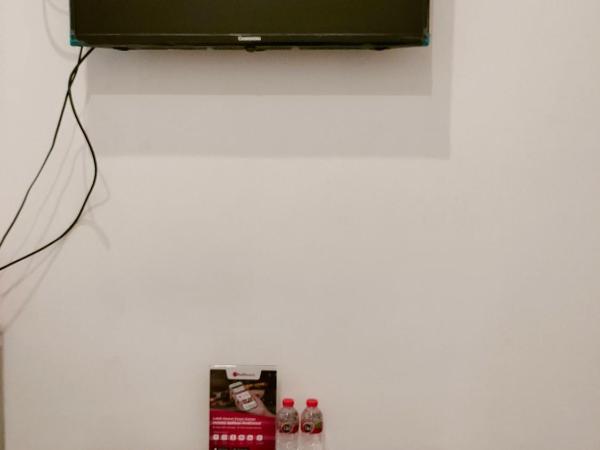 RedDoorz At Sukomanunggal Surabaya : photo 10 de la chambre chambre double supérieure