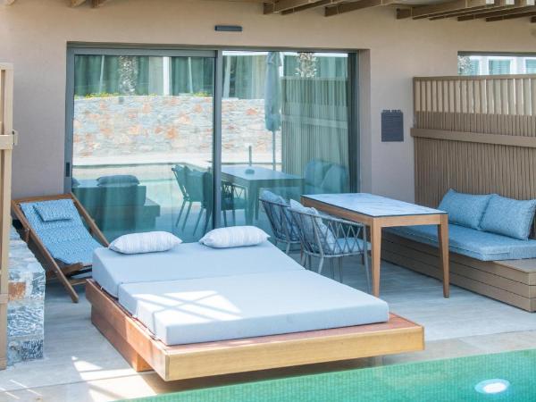 SENSEANA Sea Side Resort & Aquadventure : photo 5 de la chambre classic double room garden view with private pool