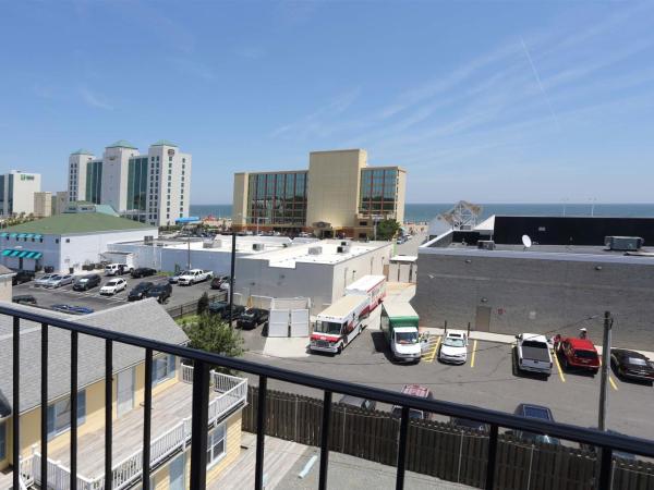 Blue Marlin Motel : photo 1 de la chambre chambre standard avec vue sur l'océan