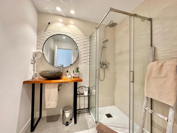 Loft 18 Beachfront Marbella Center : photo 2 de la chambre studio avec terrasse