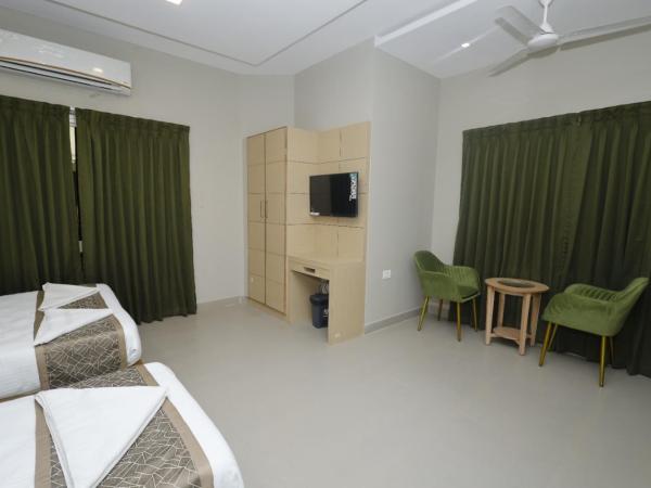 Grand Courtyard Business Hotel : photo 2 de la chambre chambre triple deluxe