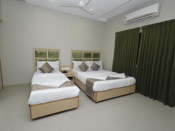 Grand Courtyard Business Hotel : photo 4 de la chambre chambre triple deluxe
