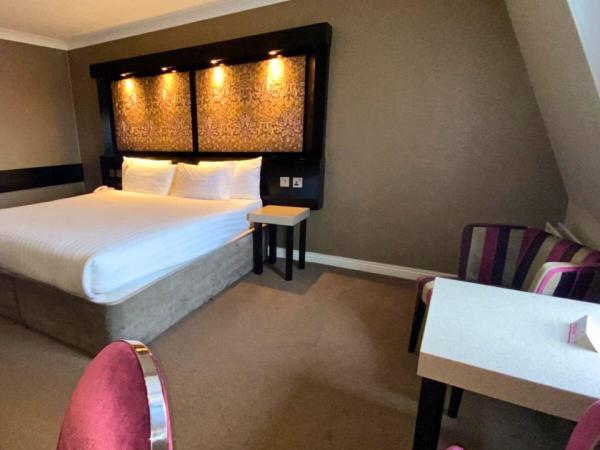 Flannery's Hotel : photo 2 de la chambre chambre double