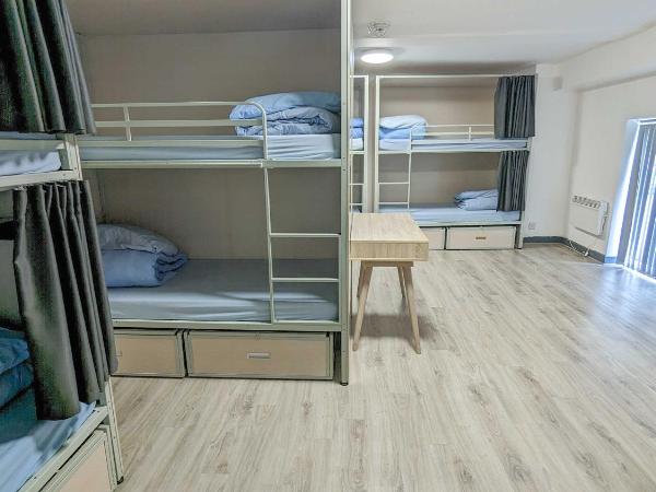 International Inn : photo 2 de la chambre lit simple dans dortoir de 10 lits
