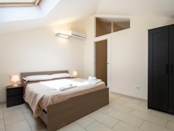 Royal Playa Suite and Apartament -private parking- : photo 3 de la chambre appartement
