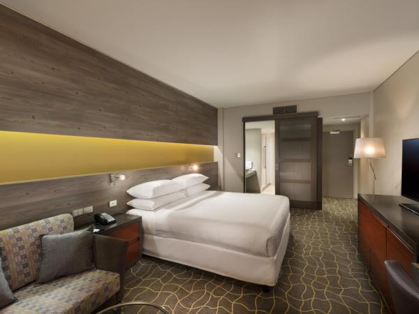 Four Points by Sheraton Perth : photo 2 de la chambre studio lit king-size