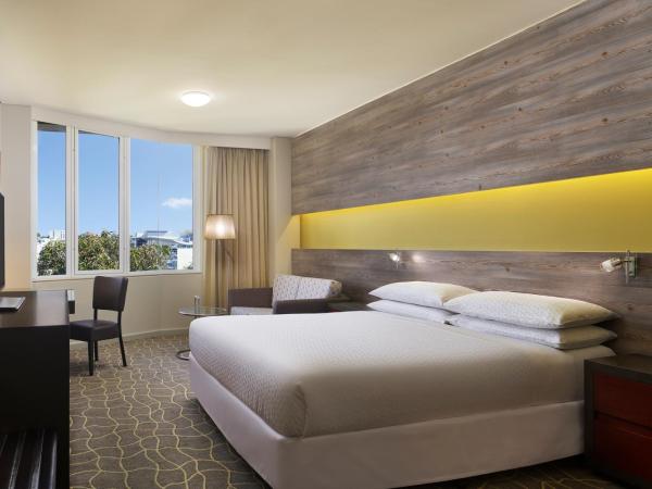 Four Points by Sheraton Perth : photo 1 de la chambre studio lit king-size