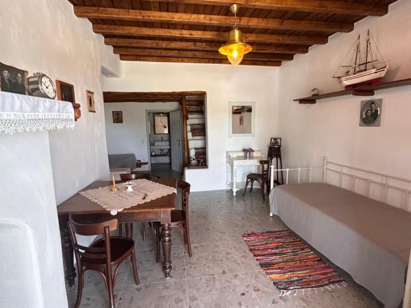 Rizes Mykonos - Folklore Farmstead : photo 6 de la chambre chambre quadruple classique