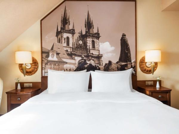 Lindner Hotel Prague Castle, part of JdV by Hyatt : photo 2 de la chambre chambre lit king-size