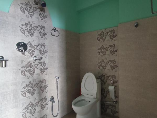 Sarangkot Hotel New Galaxy : photo 6 de la chambre chambre double deluxe avec balcon