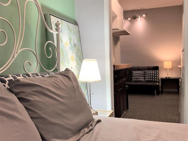 Dream Catcher Travel House : photo 3 de la chambre chambre double avec salle de bains privative