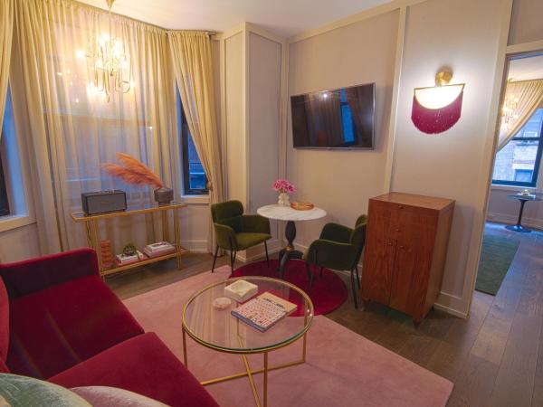 The Evelyn NoMad : photo 1 de la chambre suite nomad avec 1 lit king-size