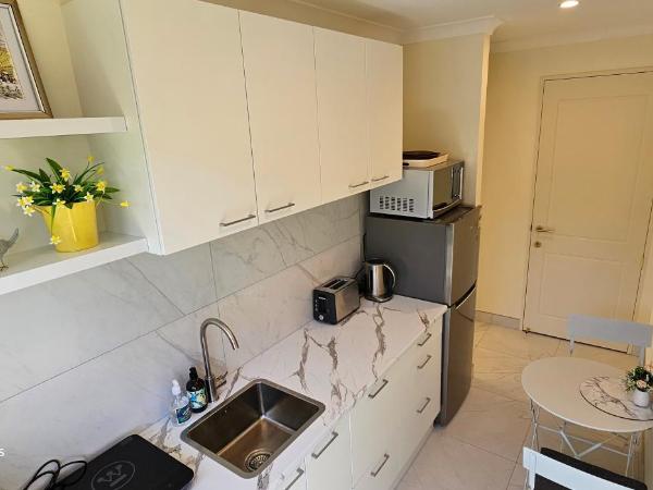 Be My Guest in Beachlands : photo 6 de la chambre chambre standard lit queen-size