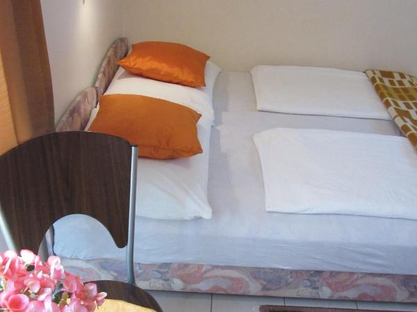 Süle Apartments & Rooms : photo 7 de la chambre appartement supérieur (2 adultes)