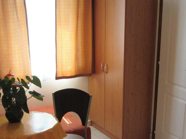 Süle Apartments & Rooms : photo 6 de la chambre appartement supérieur (2 adultes)