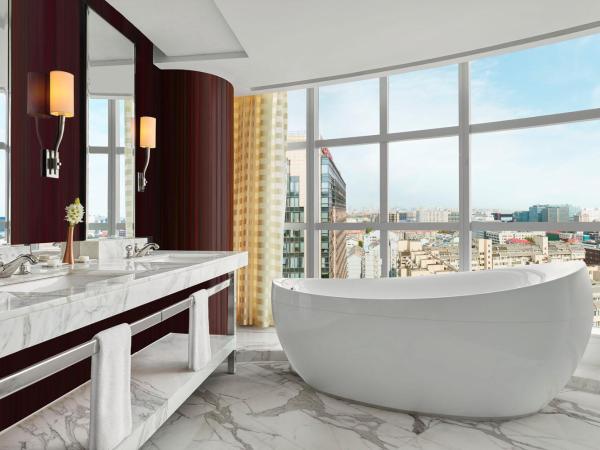 The Ritz-Carlton Beijing, Financial Street : photo 4 de la chambre suite premium 1 chambre avec 1 lit king-size - vue sur ville