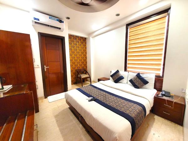 Hotel The Daanish Residency - Karol Bagh : photo 10 de la chambre chambre double ou lits jumeaux